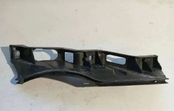 Volkswagen PASSAT B6 Front bumper mounting bracket 3C0807889