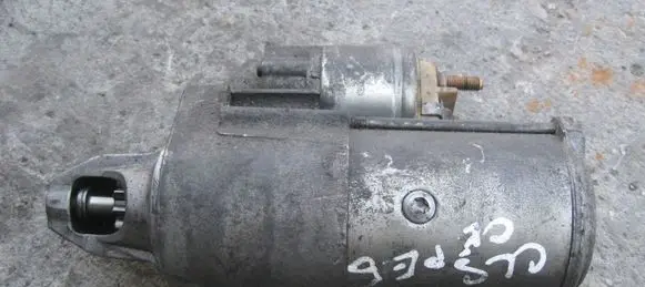 Mercedes-Benz CLS C219 Starter motor A0051518901