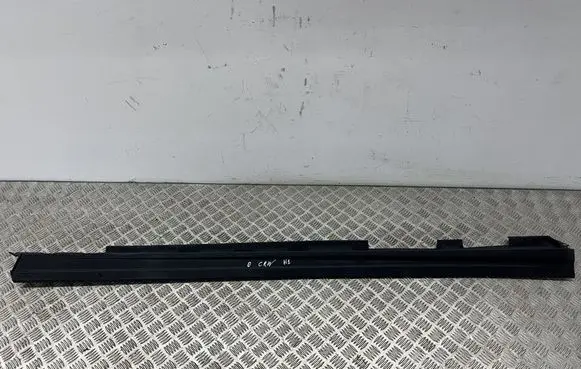 Toyota RAV 4 (XA50) Side skirt front trim 
