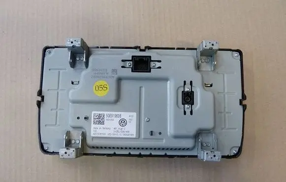 Volkswagen Golf VI Navigation unit CD/DVD player 5G6919606II