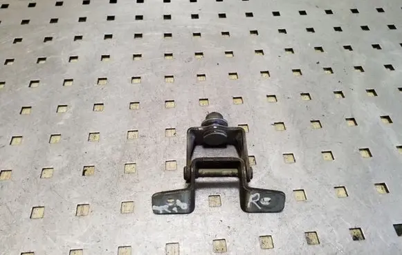 KIA Rio Tailgate/trunk/boot hinge