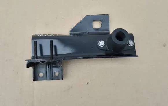 Tesla Model X Bottom radiator support slam panel 106142500C