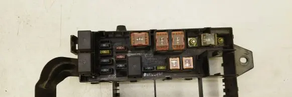 Subaru Forester SF Fuse box set 82231FC000 971014