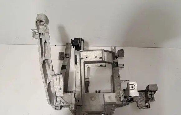 BMW iX Dashboard cross member/frame bar 9460568