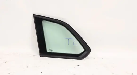 Volkswagen Golf VIII Rear side window 5H9845297N