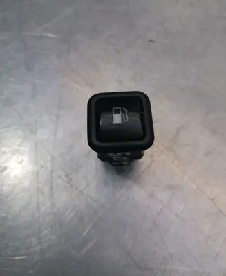Volkswagen Golf IV Fuel tank opening switch 3B0959833A