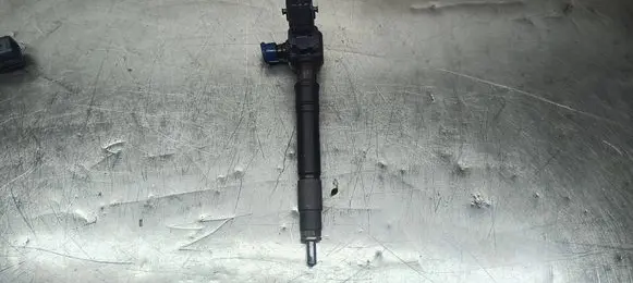Toyota Hilux (AN120, AN130) Fuel injector supply line/pipe 23670-11050