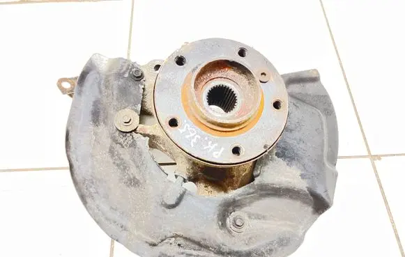 BMW 5 E60 E61 Front wheel hub spindle knuckle 5520444303 06508 271517