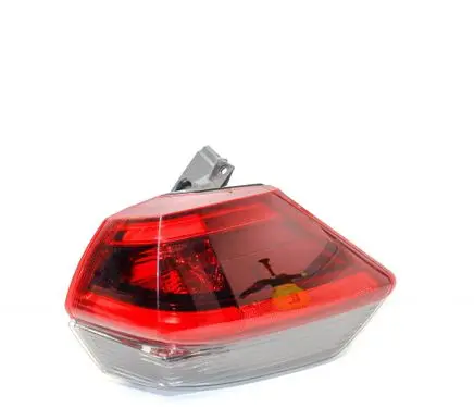 Nissan Rogue Rear/tail lights 94964951