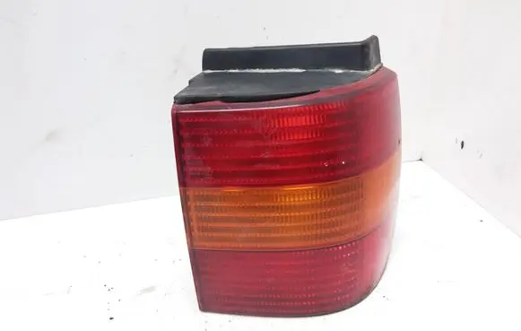 Volkswagen PASSAT B4 Rear/tail lights 3A9945112