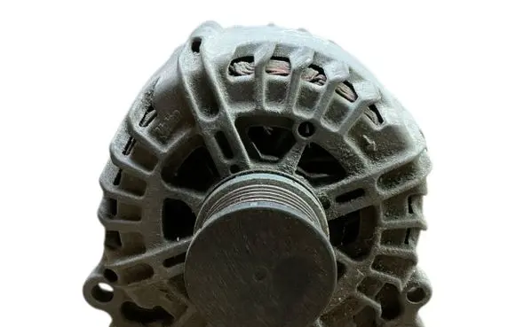 Volkswagen PASSAT B7 Generator/alternator 03L903023L 113124386 TG14C043