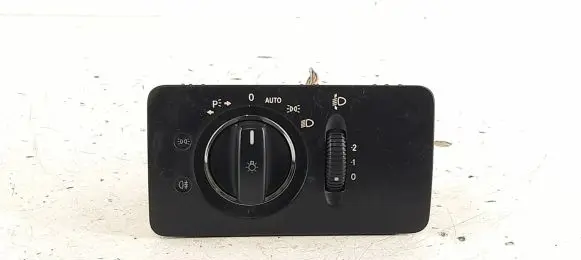 Mercedes-Benz R W251 Light switch 2515453004 A2515453004