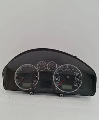 Volkswagen Sharan Speedometer (instrument cluster) 110080031015