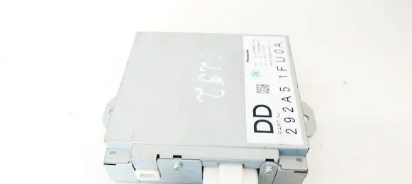 Nissan Qashqai Other control units/modules 292A51FU0A 130825NA03