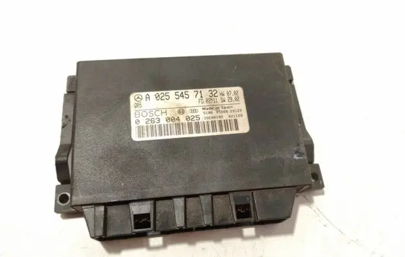 Mercedes-Benz E W211 Parking PDC control unit/module A0255457132 0263004025