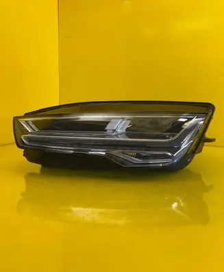 Audi A7 S7 4G Headlight/headlamp 4G8941035