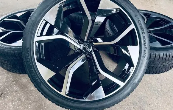 Audi Q7 4M R20 alloy rim 