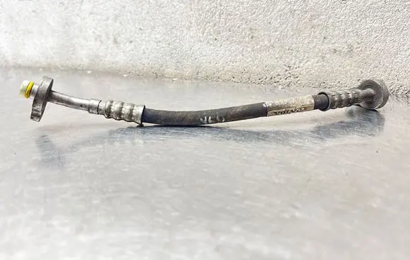 Volvo V60 Air conditioning (A/C) pipe/hose 31332755