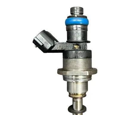 Mazda CX-7 Fuel injector E7T20171