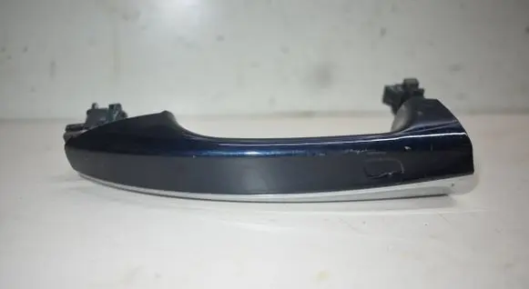 Mercedes-Benz C W205 Front door exterior handle 