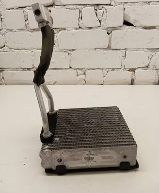 Infiniti QX56 A/C cooling radiator (condenser) 19849BA