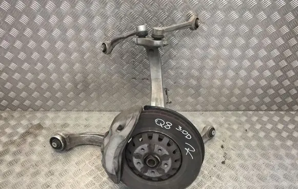 Audi Q7 4L Front wheel hub spindle knuckle 