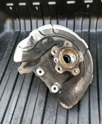 BMW 5 G30 G31 Rear wheel hub 6869788 6861801 6866337