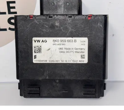 Audi A5 8T 8F Voltage converter/converter module 8K0959663B