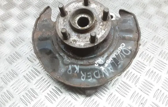 Mitsubishi Outlander Front wheel hub