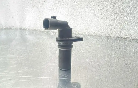 Opel Corsa D Crankshaft position sensor 73502752