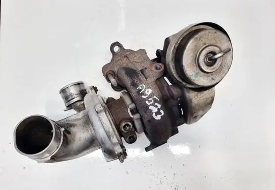 Toyota Avensis T250 Turbo 172010R010 17201-0R010E1151V4