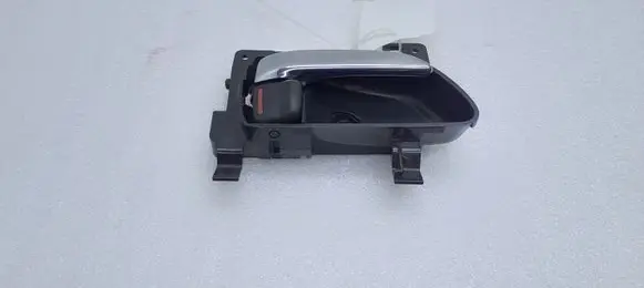 Subaru Impreza IV Rear door interior handle