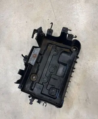 Opel Corsa D Battery tray 13296473