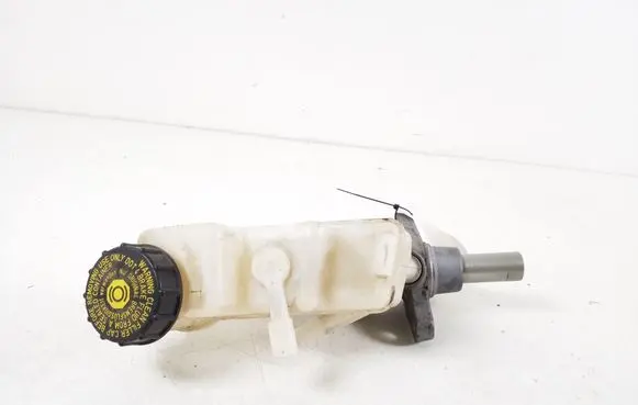 Toyota Yaris Master brake cylinder 47201-09650