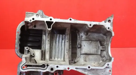Toyota Avensis T220 Oil sump
