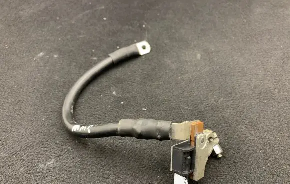 Audi S5 Negative earth cable (battery) 8T0915181