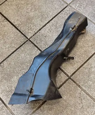 BMW X5 F15 Cabin air duct channel 7343803 51747343803