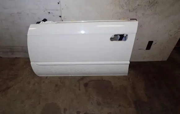 Subaru Legacy Front door