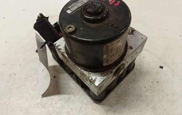 Volvo V50 ABS Pump 06740828215953 30736588 4N512C405EC