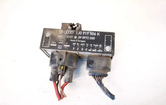 Skoda Octavia Mk1 (1U) Coolant fan relay 1j0919506k 89897200