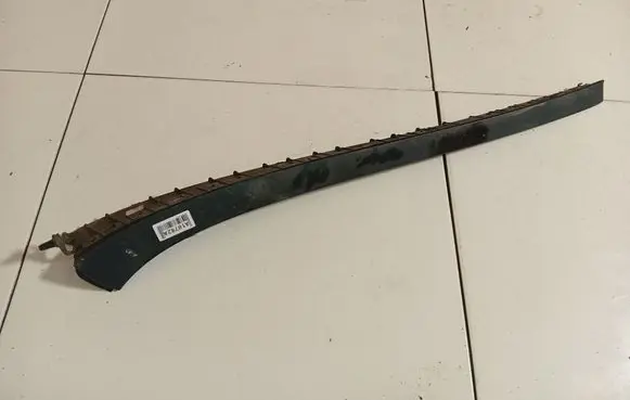 Seat Toledo III (5P) Windshield trim 5P0854320D