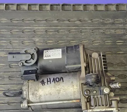 Mercedes-Benz R W251 Air suspension compressor/pump A2513202404 828900 A1315