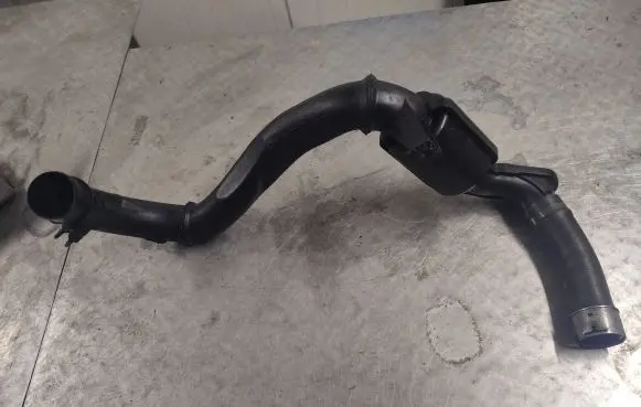 Renault Trafic II (X83) Intercooler hose/pipe 8200760909
