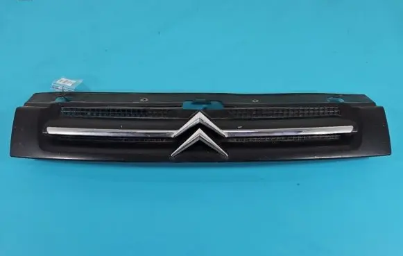 Citroen Berlingo Front bumper upper radiator grill 9644757977 IMPRK1400169