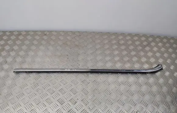 Peugeot 308 Rear door glass trim molding