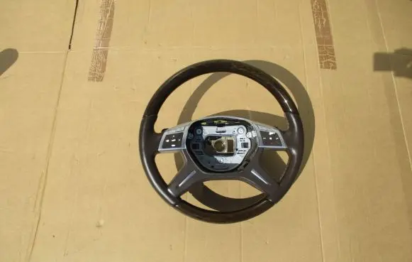Mercedes-Benz ML W166 Steering wheel