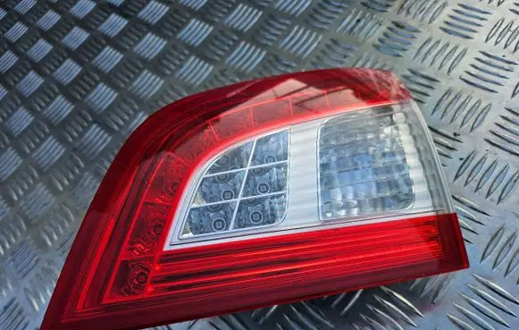 Peugeot 508 RXH Tailgate rear/tail lights 9686780680