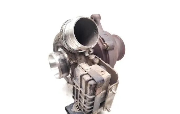 Mitsubishi Outlander Turbo 9674628780