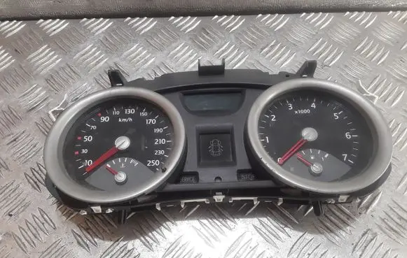 Renault Megane II Speedometer (instrument cluster) 8200364007