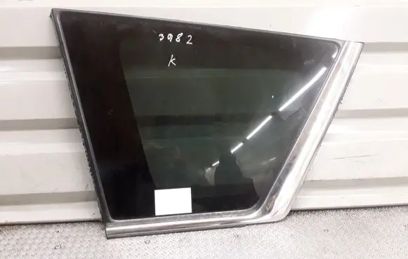 Mitsubishi Outlander Rear side window